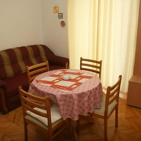 Apartment With A Parking Space Srima - Vodice, - 13874